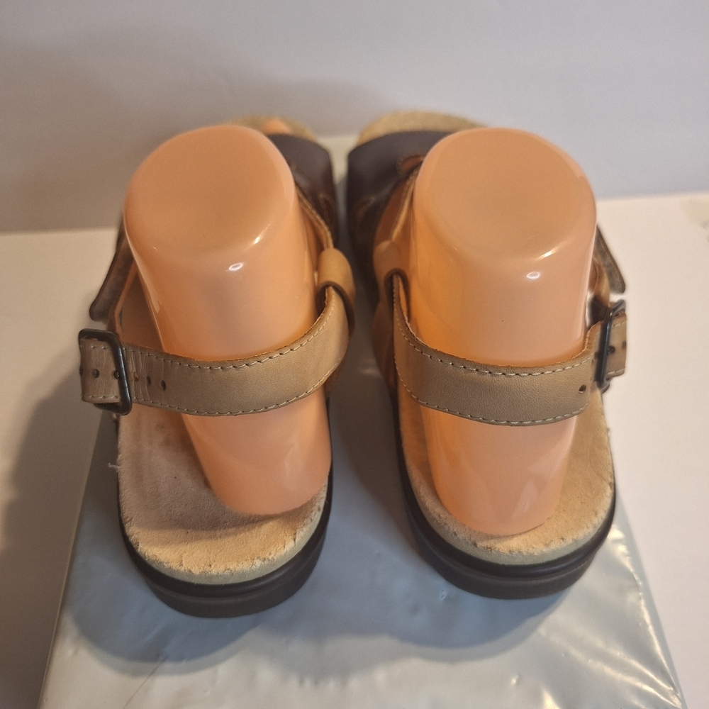SAS Huggy Leather Women's Sandals in Brown and Tan. Size 9.5 - Picture 4 of 12